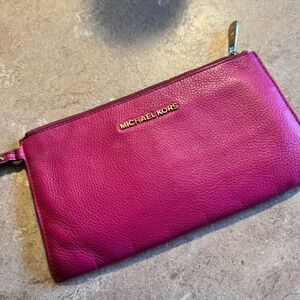Michael Kors Fuchsia Leather Wristlet